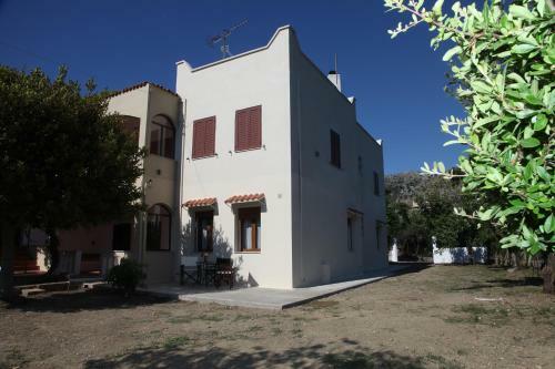Hellenick House