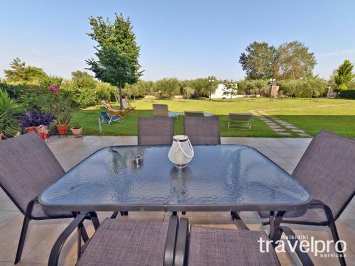 Villa Iris By Travelpro Services- Agios Mamas Beach