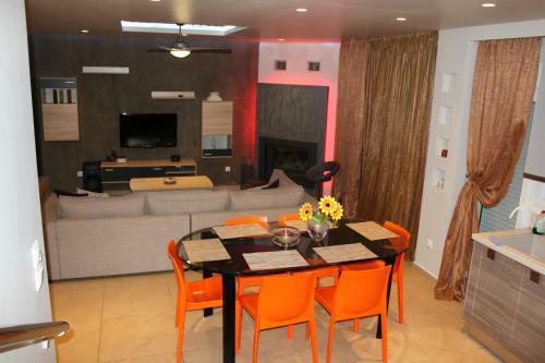 Hostal Villas Mamas Beach