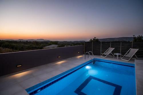 Villa Karouzo - With Private Pool