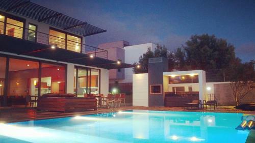Villa Cary