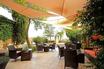 Hotel Logis Auberge C�t� Jardin