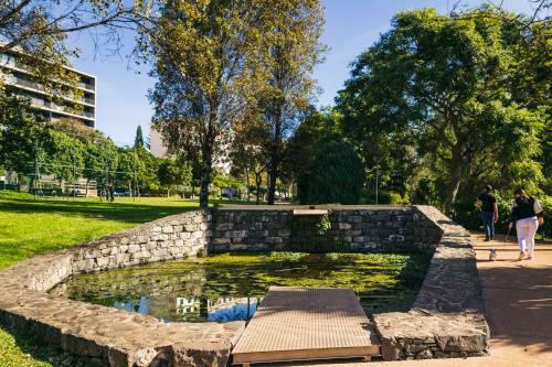 Apartamento A Duplex Appartment (90m2) In The Forum Mall Area