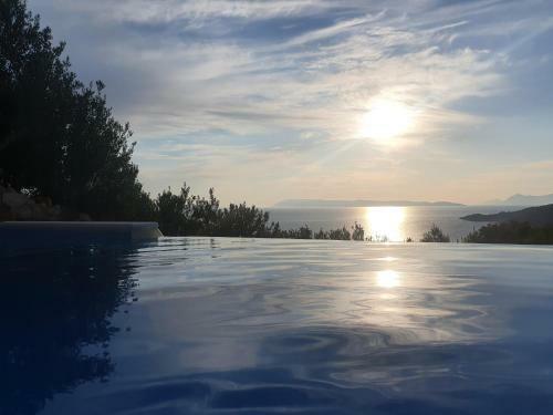 Apartamento Villa Jerkovi?-secluded House With Pool