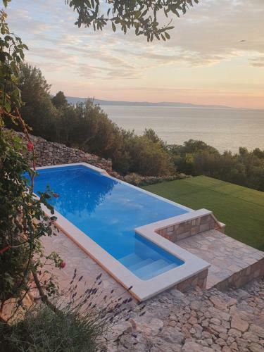 Apartamento Villa Jerkovi?-secluded House With Pool
