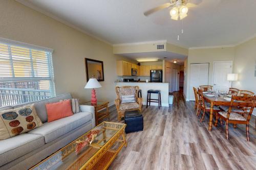 209 - Palms Of Treasure Island Resort