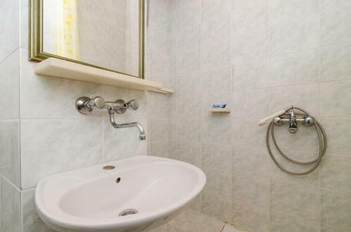 Apartments Sutvid