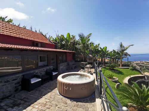 Villa Nova Madeira In Funchal Casa A And B