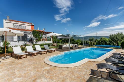 Luxury Villa Nadalina-dicmo