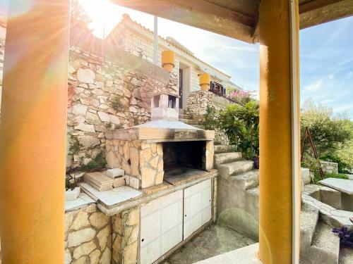 Seaview & Beachfront Apartments Jakov