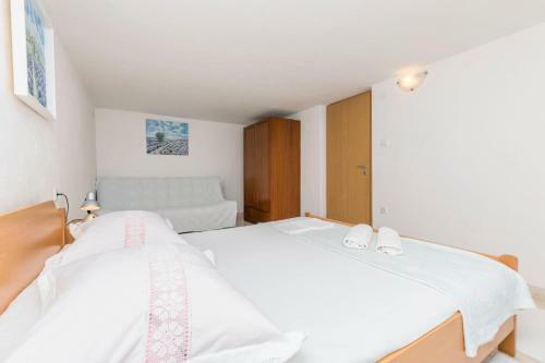 Apartments Dragica