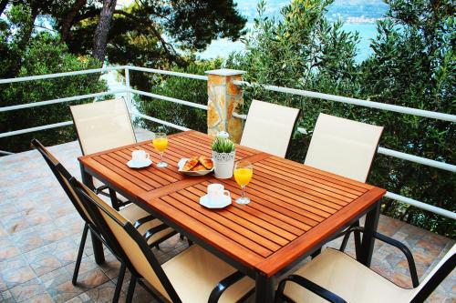 O Sole Apartment With Private Beach