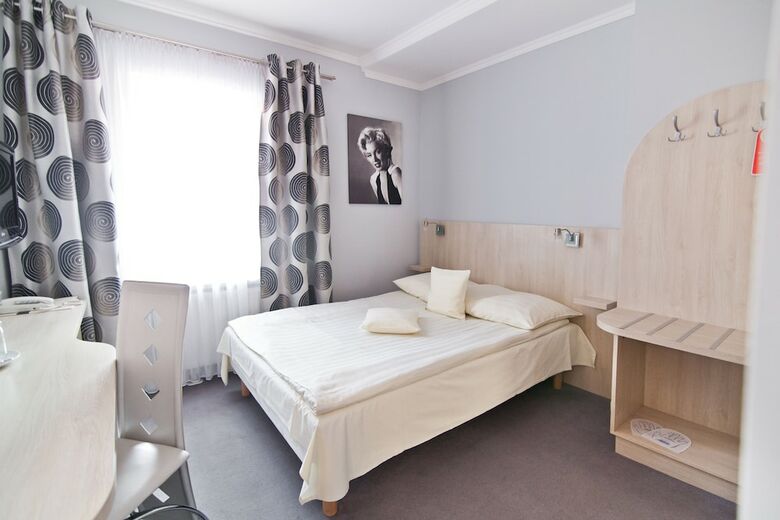 Hotel Dom Nad Rzek?
