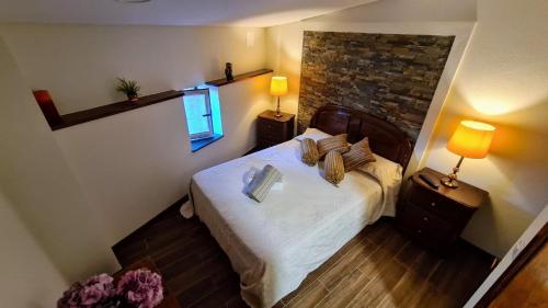 Casa Catraia Gondramaz No Pulm�o Da Serra Da Lous�