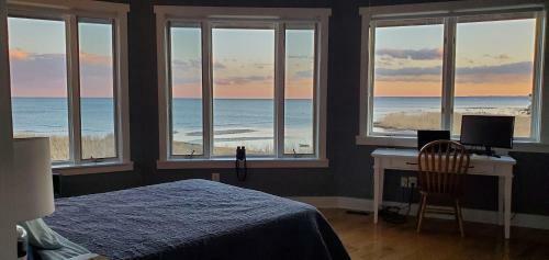 Round House -- Panoramic Views -- Chesapeake Bay