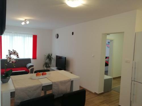 Cosy Apartment Road A6
