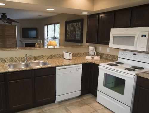Apartamento Premier Luxury Condos Along Beautiful Table Rock Lake