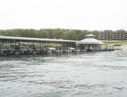 Apartamento Premier Luxury Condos Along Beautiful Table Rock Lake