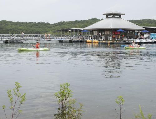 Apartamento Premier Luxury Condos Along Beautiful Table Rock Lake