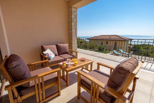 Villa Teza, Brand New, 8 Guests, Amazing View