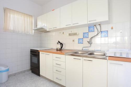 Apartments By The Sea Orij, Omis - 2809