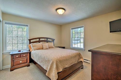 Apartamento Clean Condo With Loft 2 Mi To Windham Mountain Ski!