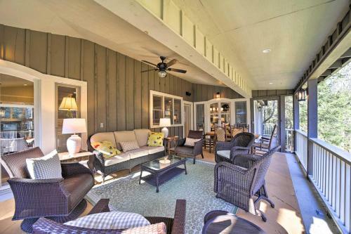 Family-friendly Highlands Home With Gas Grill!