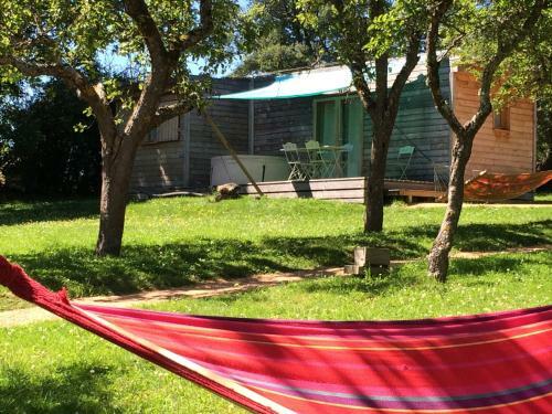 Hotel Les Volca'lodges De Tournebise