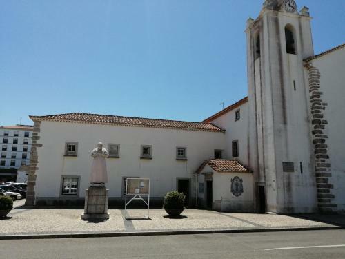 Apartment By The Beach Praia Da Areia Branca