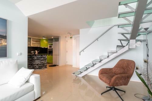 Lovely Sea View Apartment "deserta Grande"