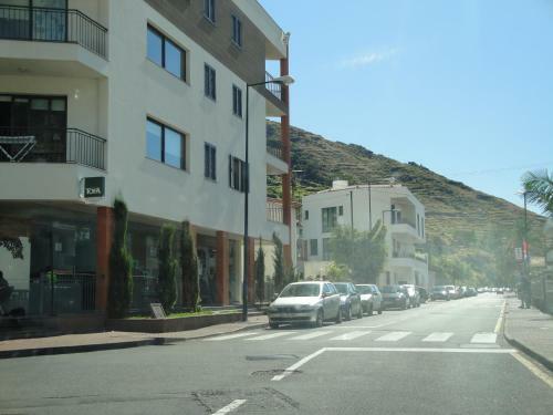 Apartment Machico Near The Beach