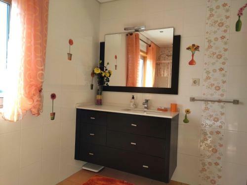 Hostal Room In Villa - 4 Bedroom House With Private Pool