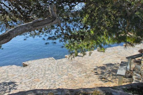 Apartments By The Sea Necujam, Solta - 18664