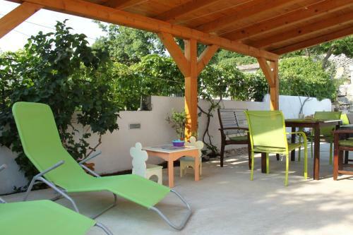 Casa Matea With Pool, Jacuzzi & Souna In A Green Oasis, Kvarner