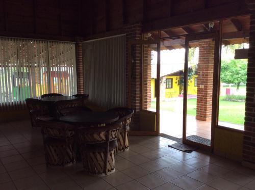 Cabanas La Chicharra