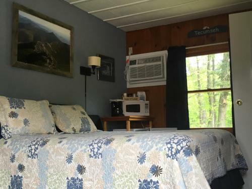 Gilcrest Cottages And Motel
