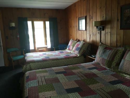 Gilcrest Cottages And Motel