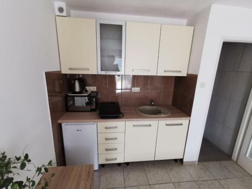 Apartments Mare