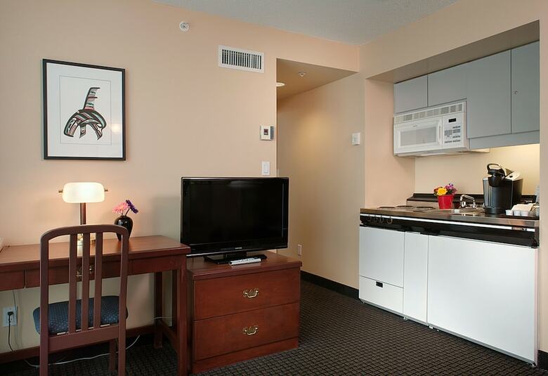 Rosedale  Hotel - 2 Bedroom Suite