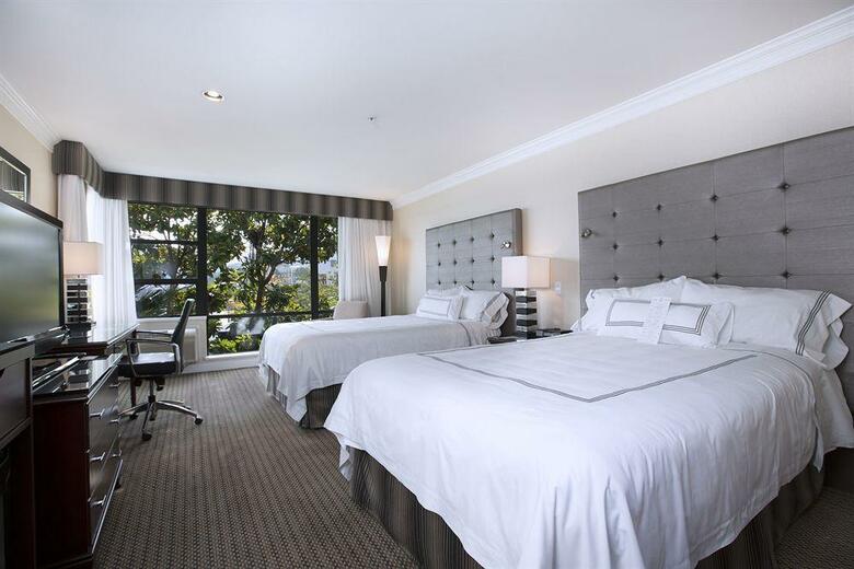 Granville Island Hotel -standard