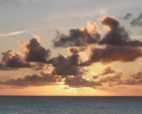 Apartamento Nov�ssimo Apto � Beira-mar No Melhor de Intermares