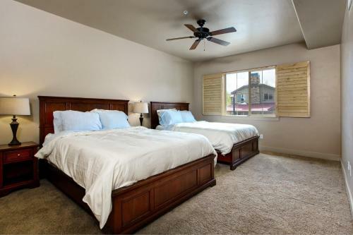 Bear Hollow Village Unit 1202