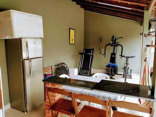 Casa Na Quadra Da Praia!