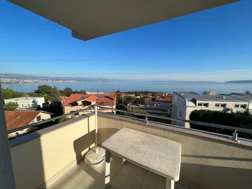 Apartment Mauro With Panoramic Sea View And Pool Opatija