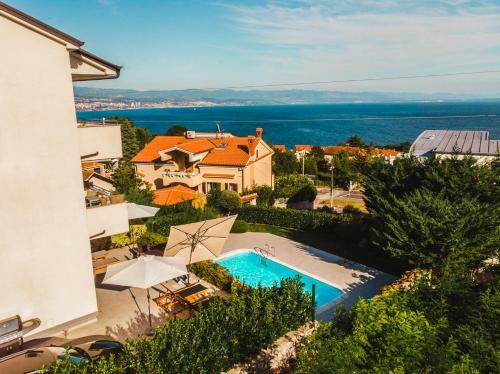 Apartment Mauro With Panoramic Sea View And Pool Opatija