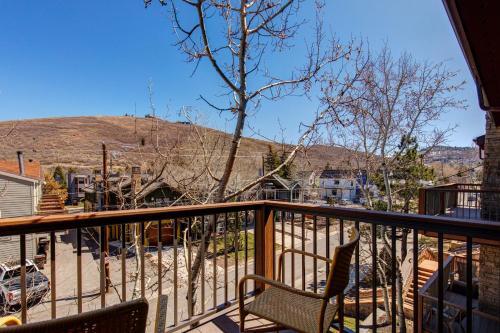 Silver Cliff Village 205