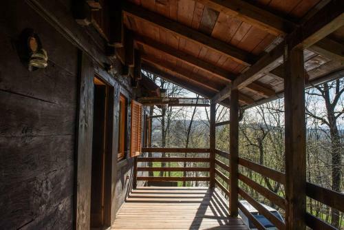Wooden House Near The River Kupa