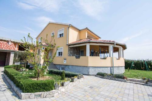 Apartment In Kakma/biograd Riviera 40380