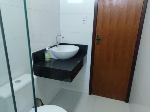 Casa de Praia Com Piscina Grande Em Guarajuba