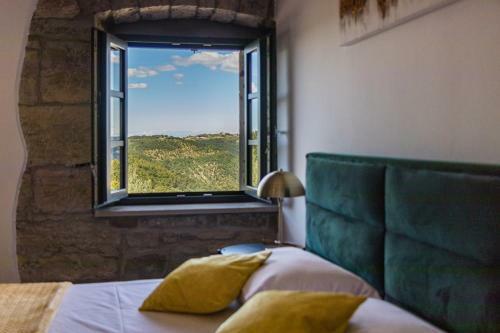 Villa Grazia With Heated Pool
